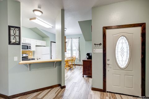 Single Family Residence in Mico TX 350 County Road 2700 6.jpg