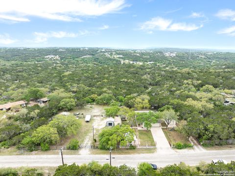 Single Family Residence in Mico TX 350 County Road 2700 43.jpg
