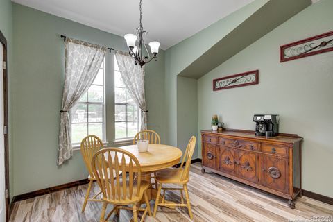 Single Family Residence in Mico TX 350 County Road 2700 17.jpg