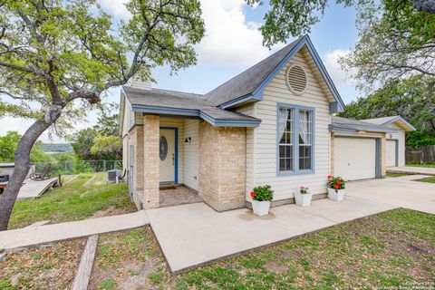 Single Family Residence in Mico TX 350 County Road 2700 3.jpg