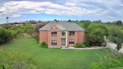 Single Family Residence in Cibolo TX 2321 Green Valley.jpg