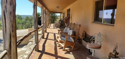 Single Family Residence in Mico TX 137 Pr 3501 Pr 2.jpg