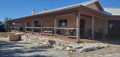 Single Family Residence in Mico TX 137 Pr 3501 Pr 1.jpg