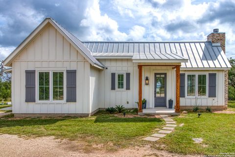 Farm in Bandera TX 1604 Farm to Market 1077.jpg