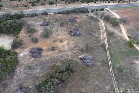 Farm in Bandera TX 4715 S Highway 16 4.jpg