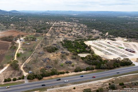 Farm in Bandera TX 4715 S Highway 16 3.jpg