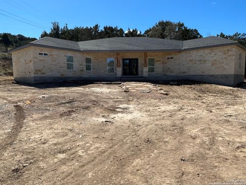 Single Family Residence in Bandera TX 237 Hopi Trail.jpg