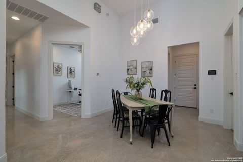 Single Family Residence in Mico TX 303 Pr 1733 13.jpg