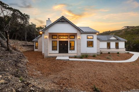 Single Family Residence in Mico TX 303 Pr 1733.jpg