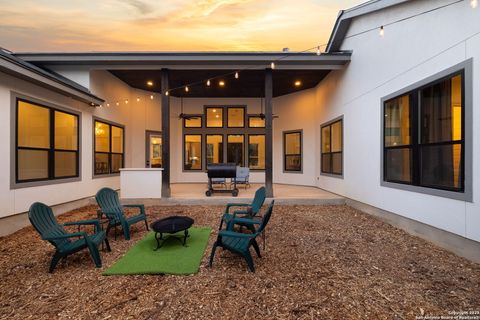 Single Family Residence in Mico TX 303 Pr 1733 27.jpg