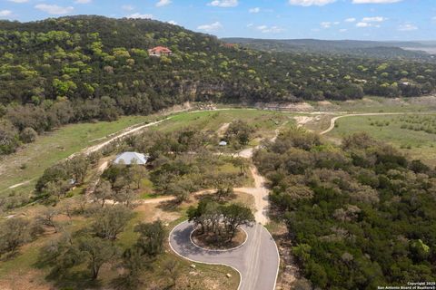 Single Family Residence in Mico TX 303 Pr 1733 34.jpg
