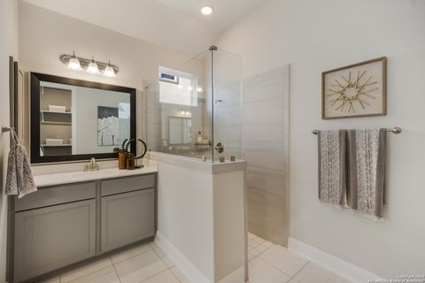 Single Family Residence in Castroville TX 367 Jereth Crossing 12.jpg