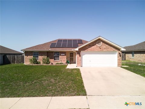 Single Family Residence in Killeen TX 2805 Southwood Drive.jpg