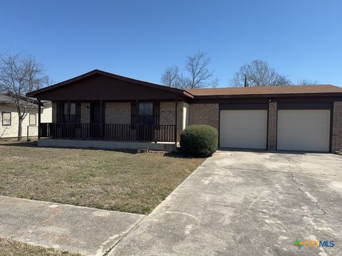 Single Family Residence in Killeen TX 3104 Julie Lane.jpg