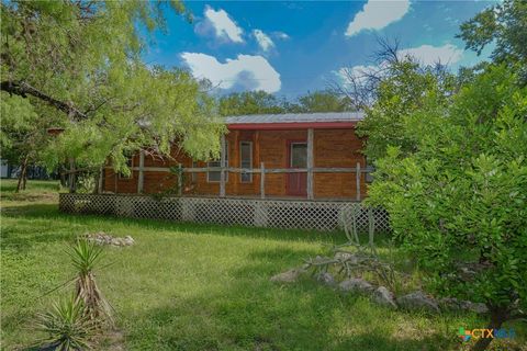 Single Family Residence in Bandera TX 132 Madrona Lane.jpg