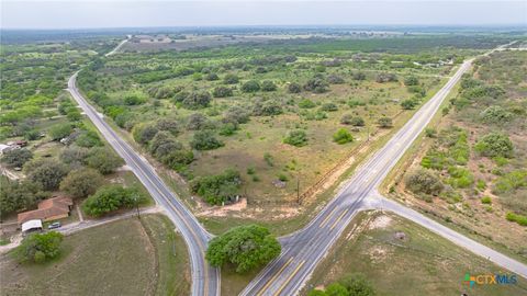 Farm in Beeville TX 3019 FM 673 7.jpg