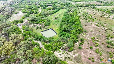 Farm in Beeville TX 3019 FM 673 1.jpg