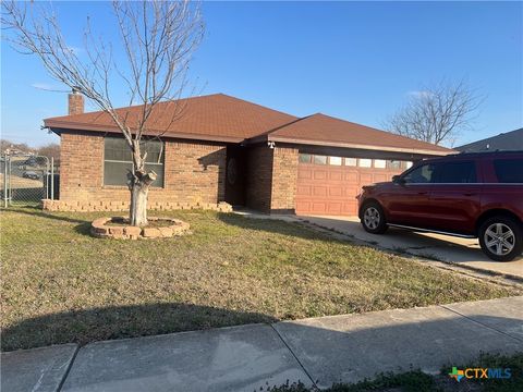 Single Family Residence in Killeen TX 2302 Huckleberry Drive.jpg