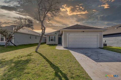 Single Family Residence in Aransas Pass TX 1907 Shellbank Avenue.jpg