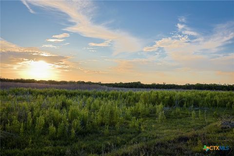  in Three Rivers TX 6266 Highway 281.jpg