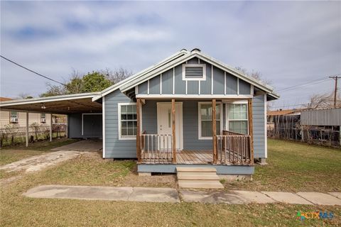 Single Family Residence in Refugio TX 409 Empresario Street.jpg
