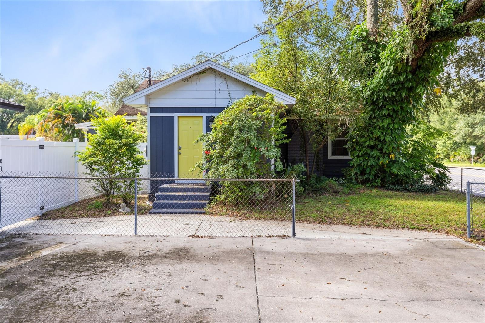 701 E 25 St, Sanford, FL 32771 photo