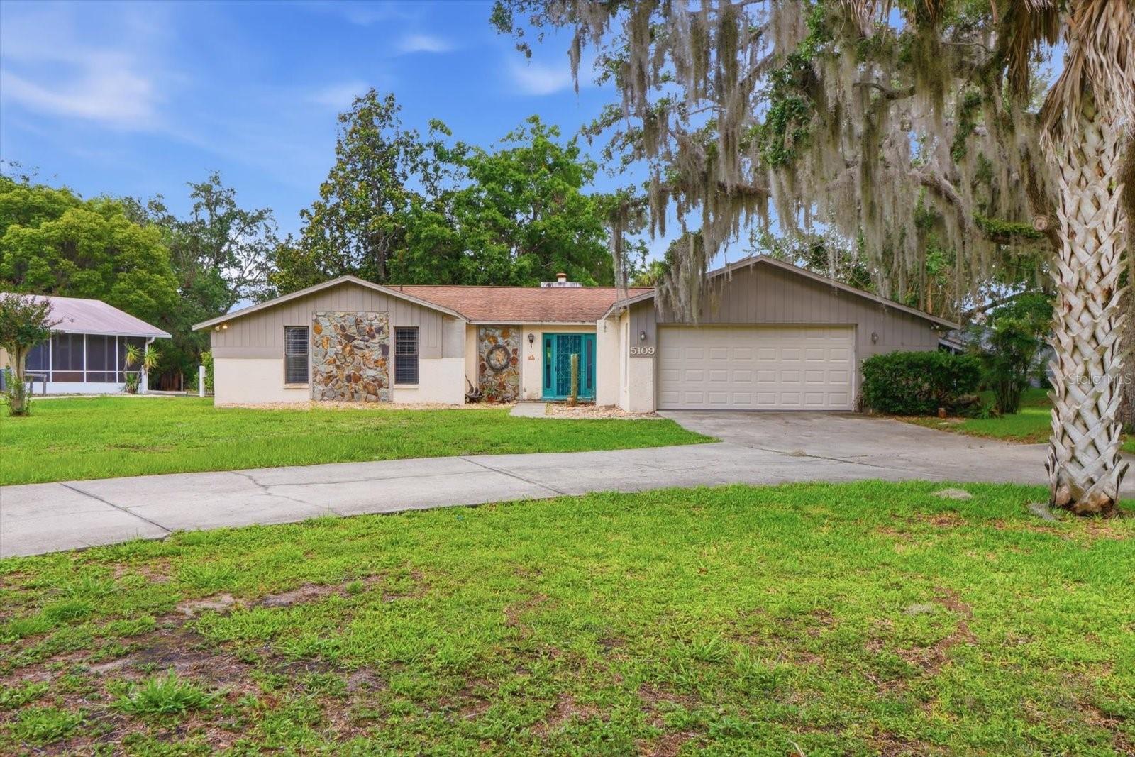 5109 S Running Brook Dr, Homosassa, FL 34448 photo
