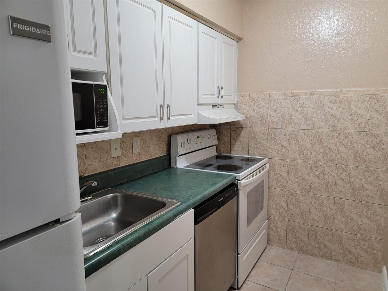 728 Ridenhour Cir #728, Orlando, FL 32809 photo
