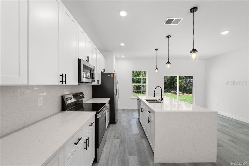 6097 N Darlington Dr, Citrus Springs, FL 34434 photo