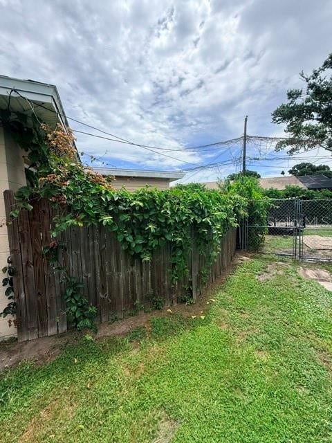 830 55 Ave, Saint Petersburg, FL 33705 photo