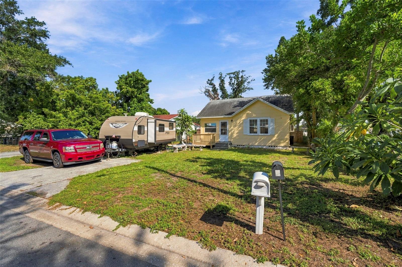 3939 45 Ave, Saint Petersburg, FL 33714 photo