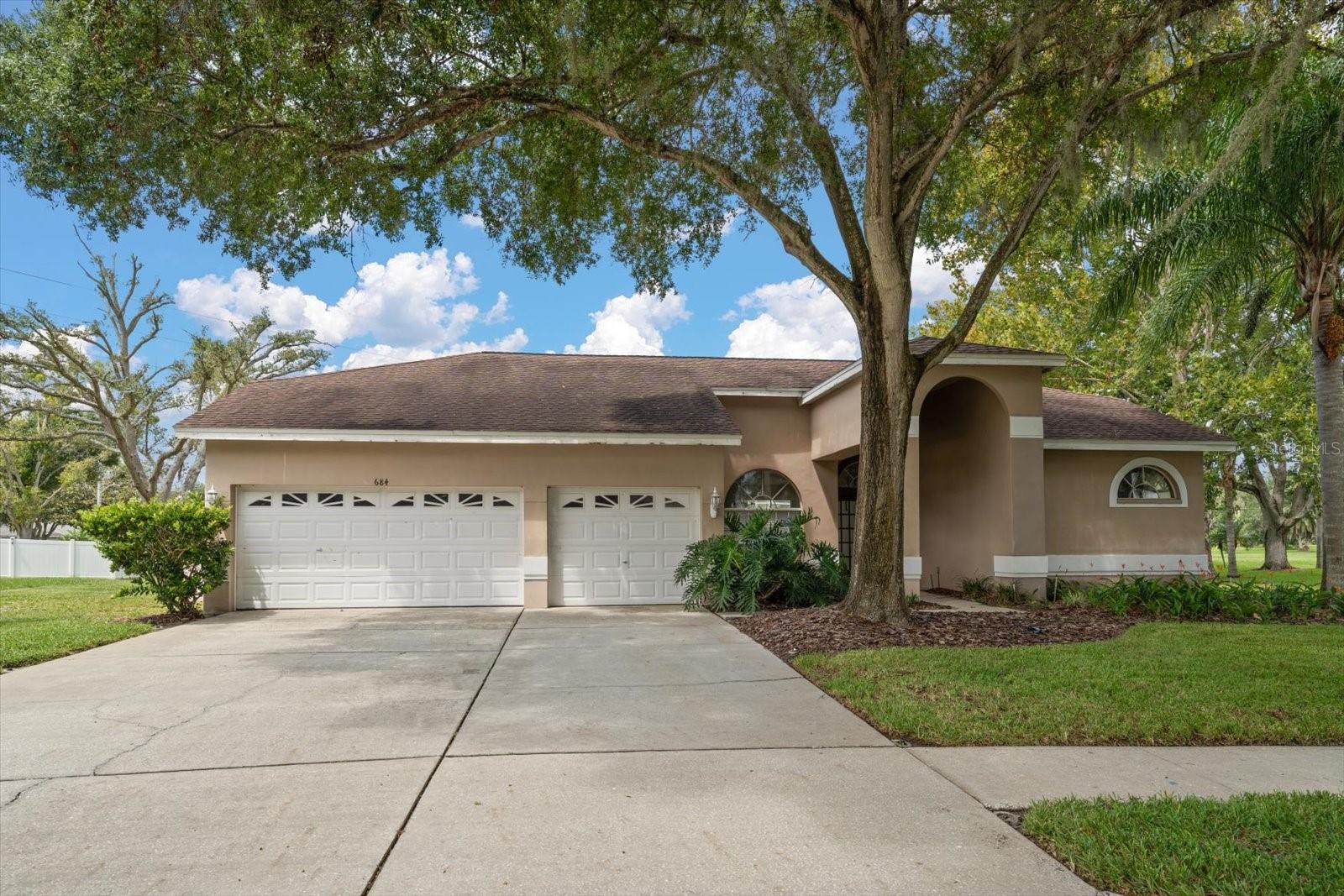 684 Samantha Dr, Palm Harbor, FL 34683 photo