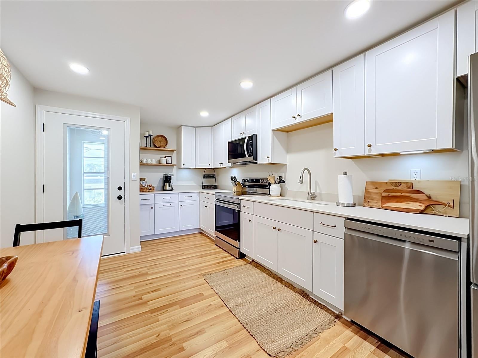 202 Peacock Ln #B, Holmes Beach, FL 34217 photo