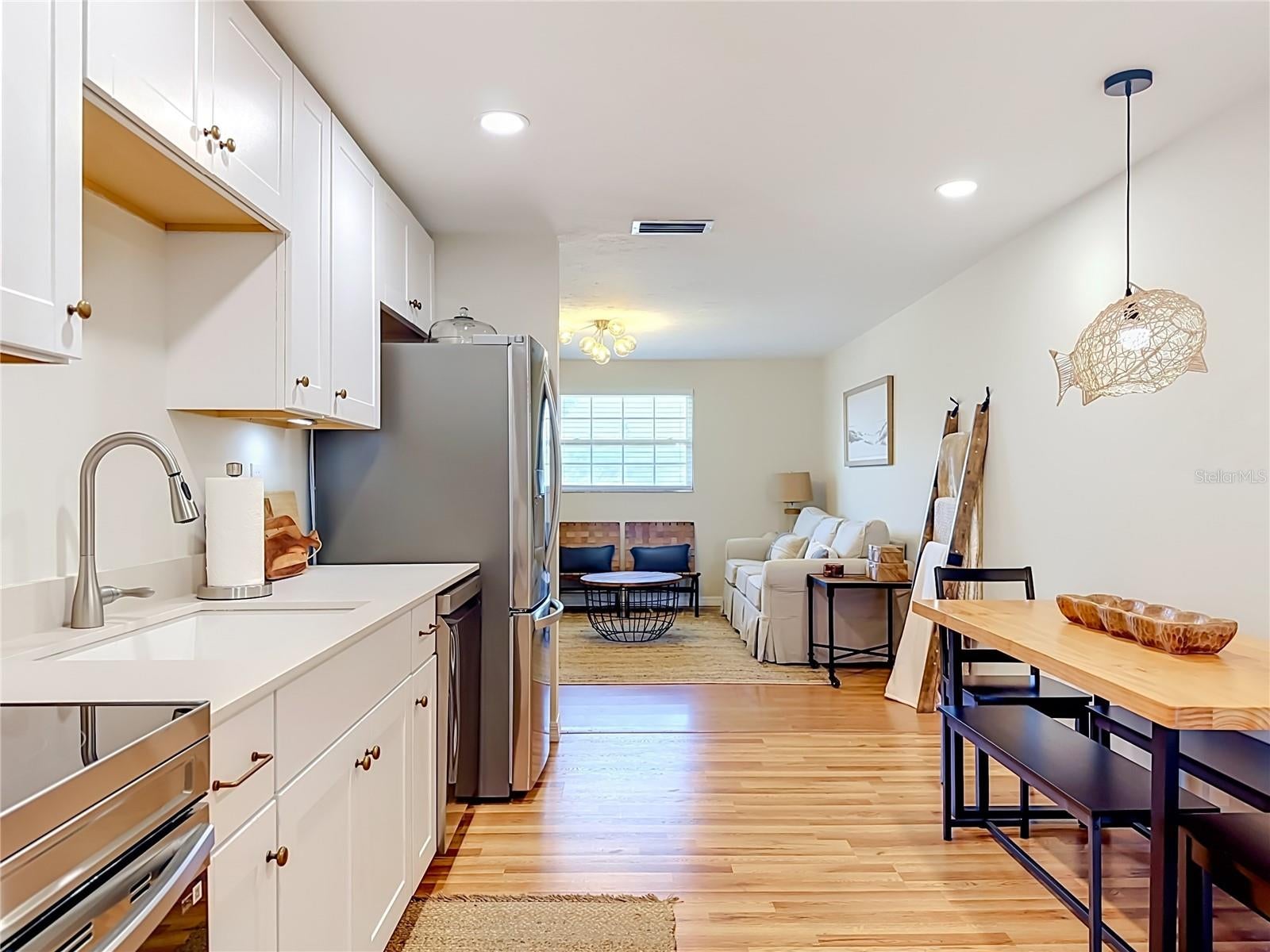 202 Peacock Ln #B, Holmes Beach, FL 34217 photo