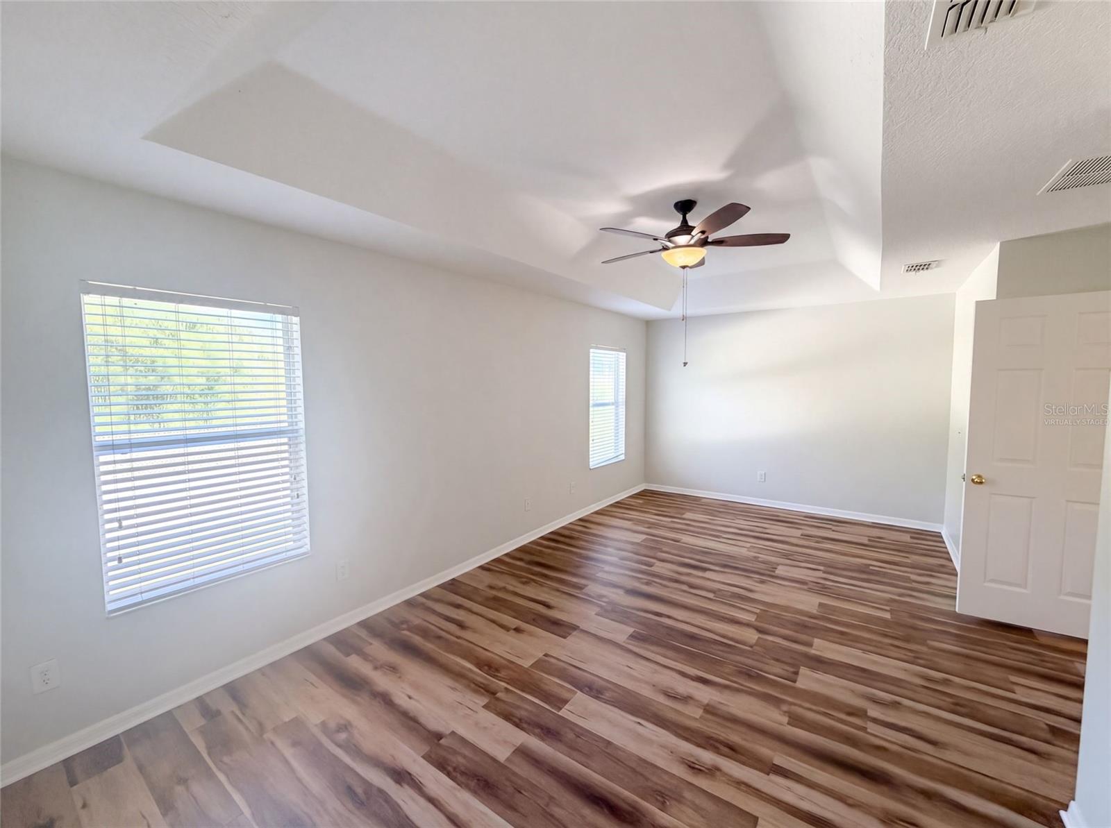 31628 Spoonflower Cir, Wesley Chapel, FL 33545 photo