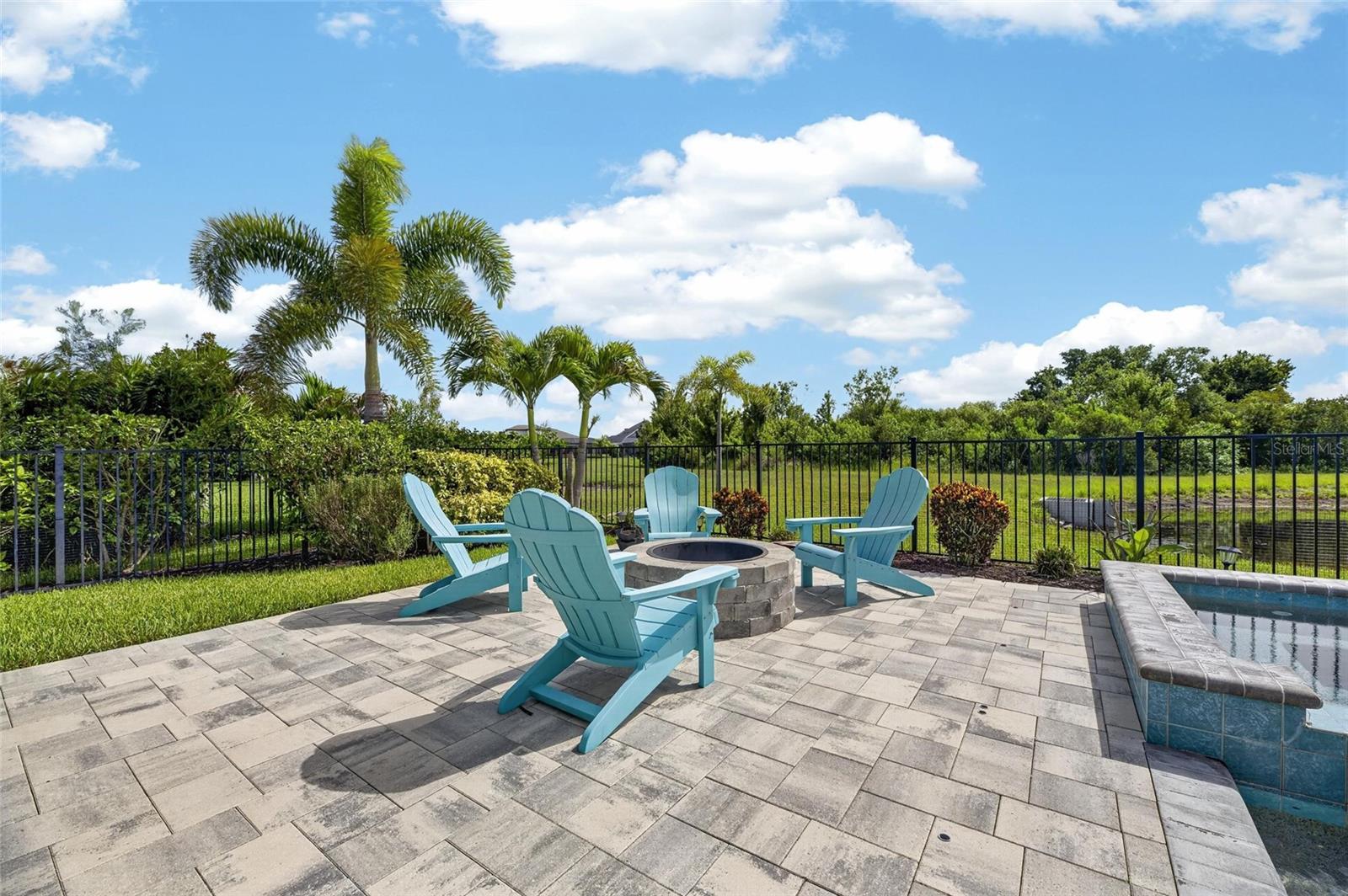 7322 Paradiso Dr, Apollo Beach, FL 33572 photo