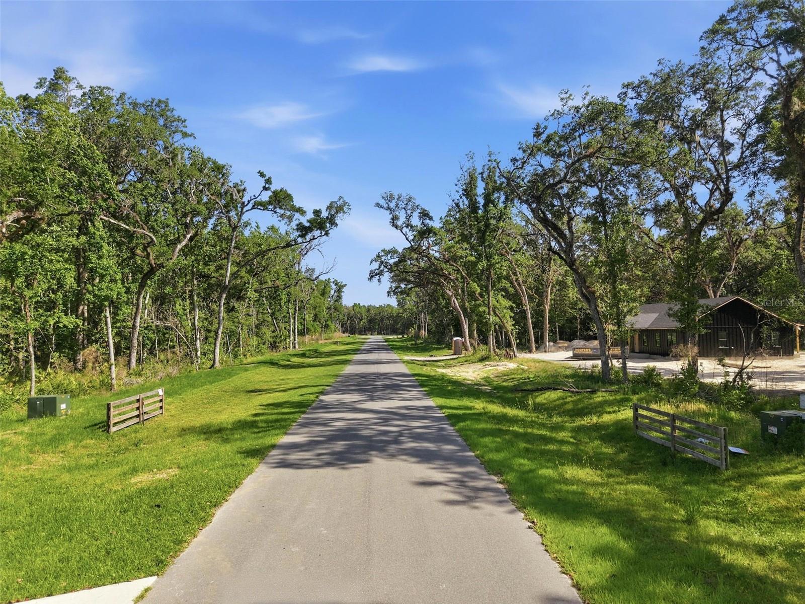 2 Way, Brooksville, FL 34601