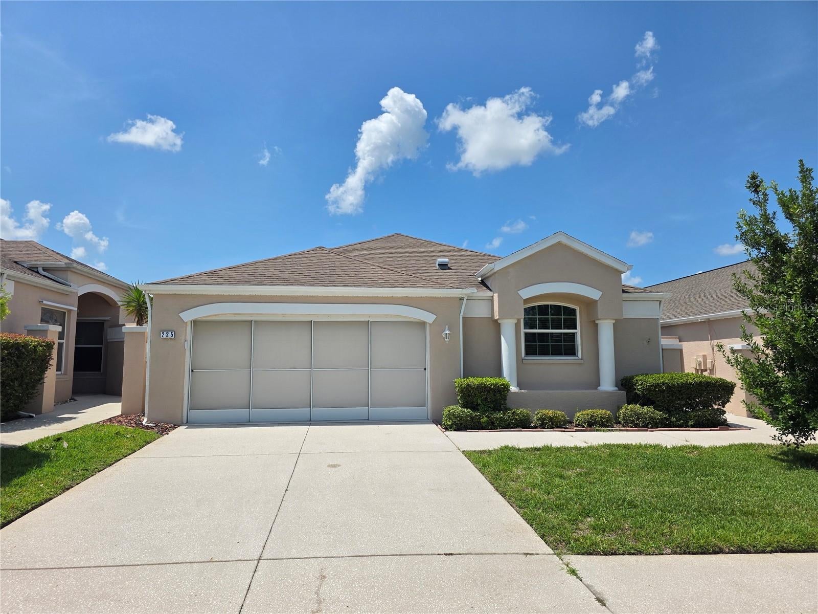 225 Royal Palm Way, Spring Hill, FL 34608