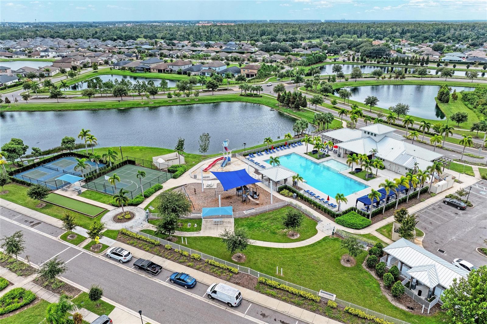 7116 Fern Garden Ct, Sun City Center, FL 33573 photo