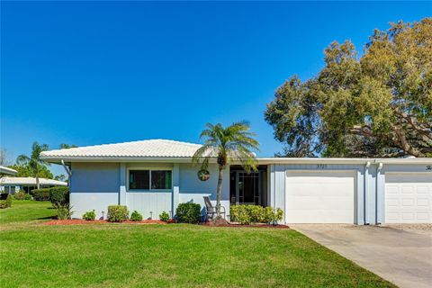 Condominium in SARASOTA FL 3721 SOMERVILLE DRIVE #1513.jpg