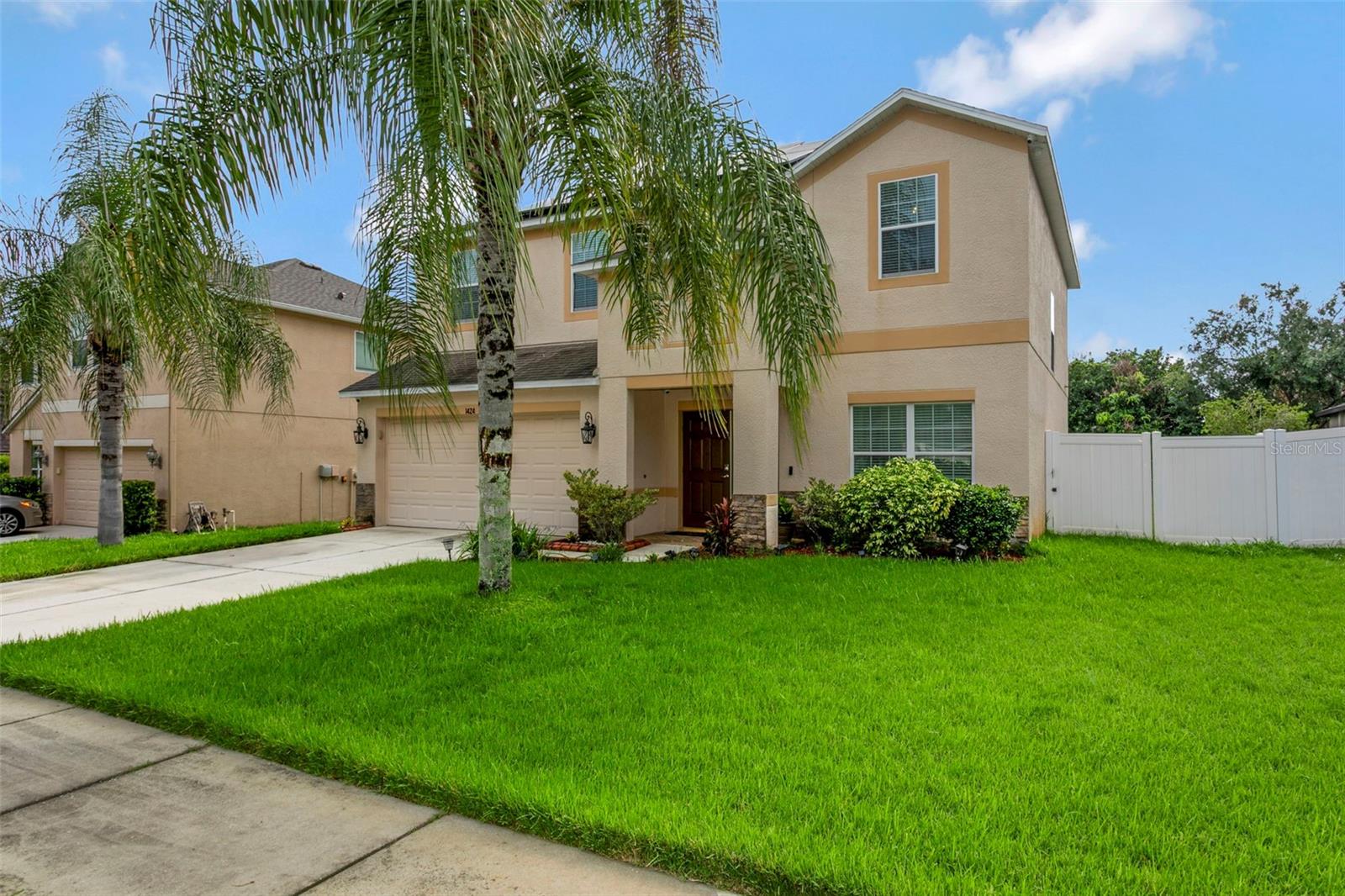 1424 Main St, Valrico, FL 33594 photo