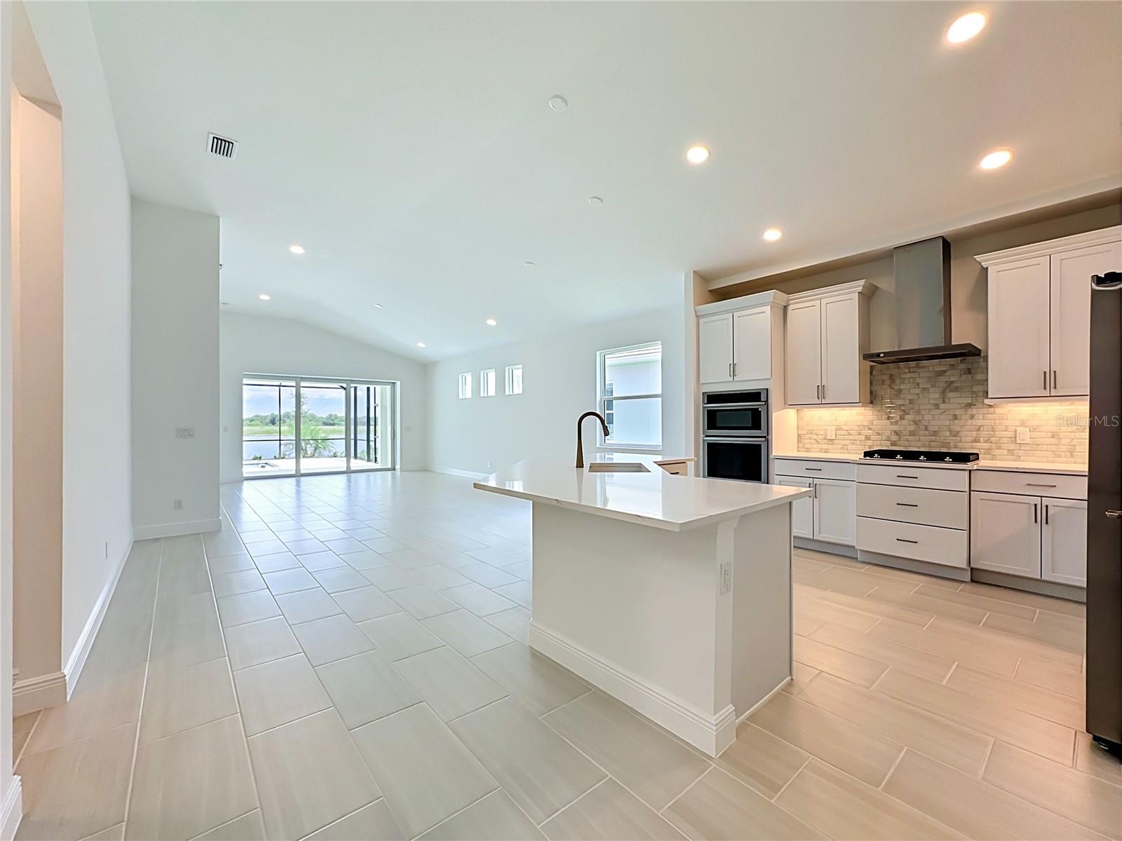 255 Monet Trl, Bradenton, FL 34212 photo