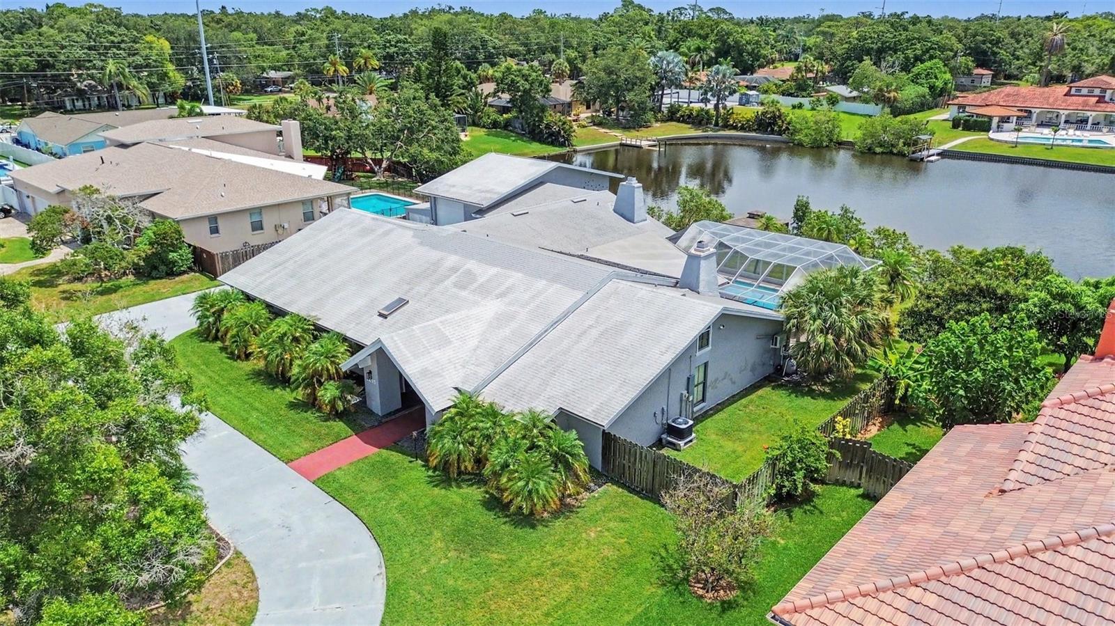 1615 Saint Pauls Dr, Clearwater, FL 33764