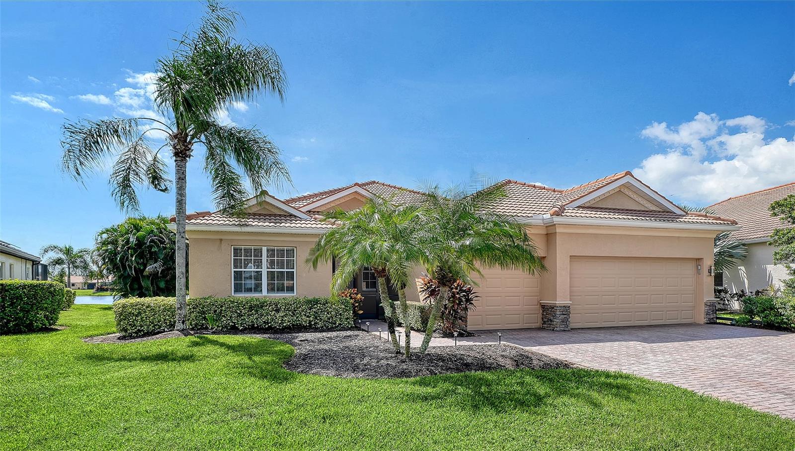 415 Grand Preserve Cv, Bradenton, FL 34212 photo