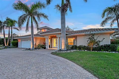 Single Family Residence in LONGBOAT KEY FL 571 BIRDIE LANE.jpg