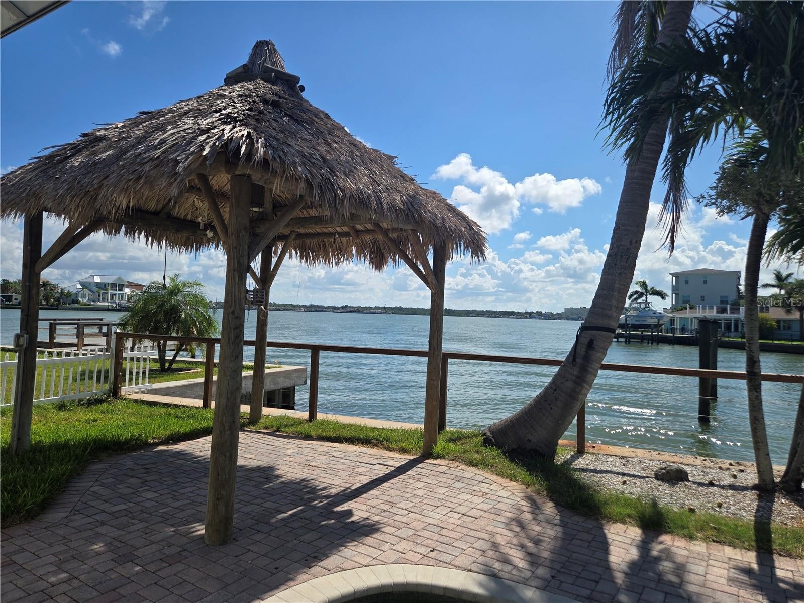 16029 Redington Dr, Redington Beach, FL 33708 photo