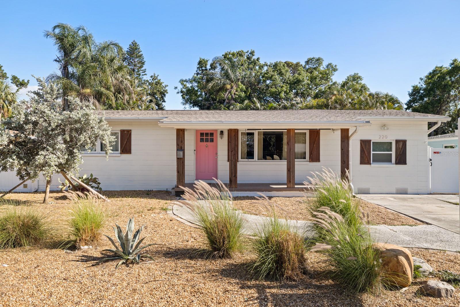 220 45 Ave, Saint Petersburg, FL 33705