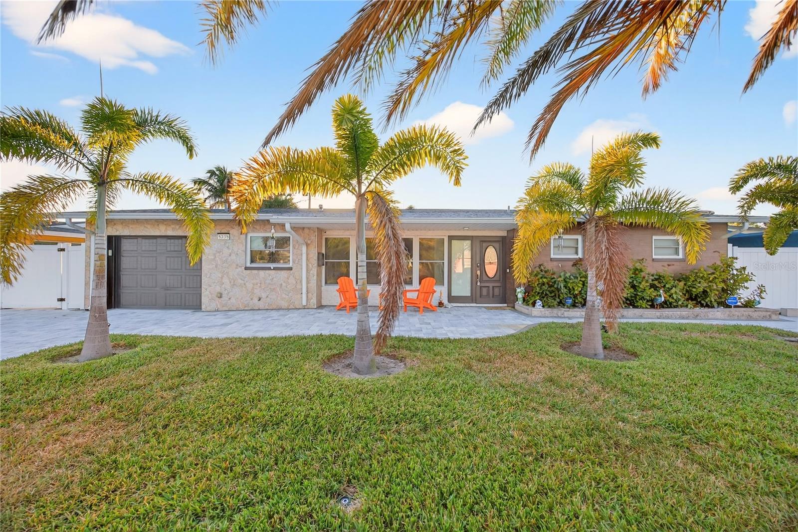 5235 40 St, Saint Petersburg, FL 33711