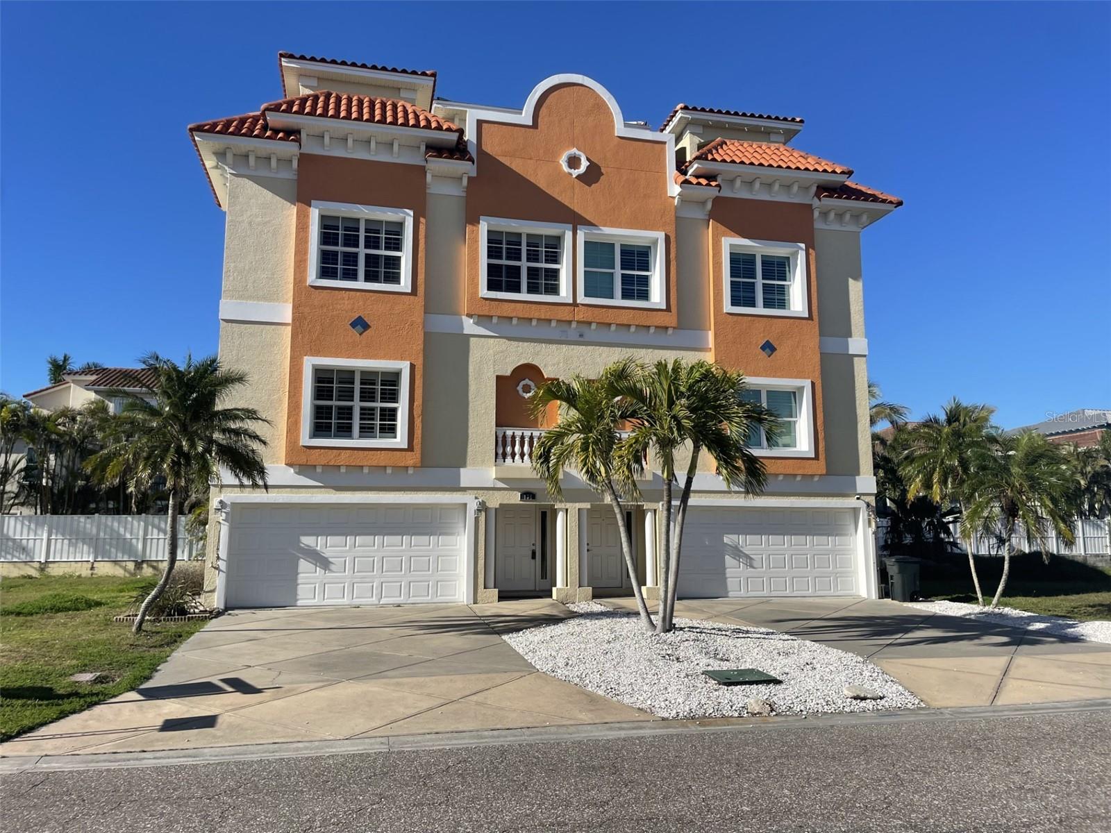 136 175 Ave, Redington Shores, FL 33708