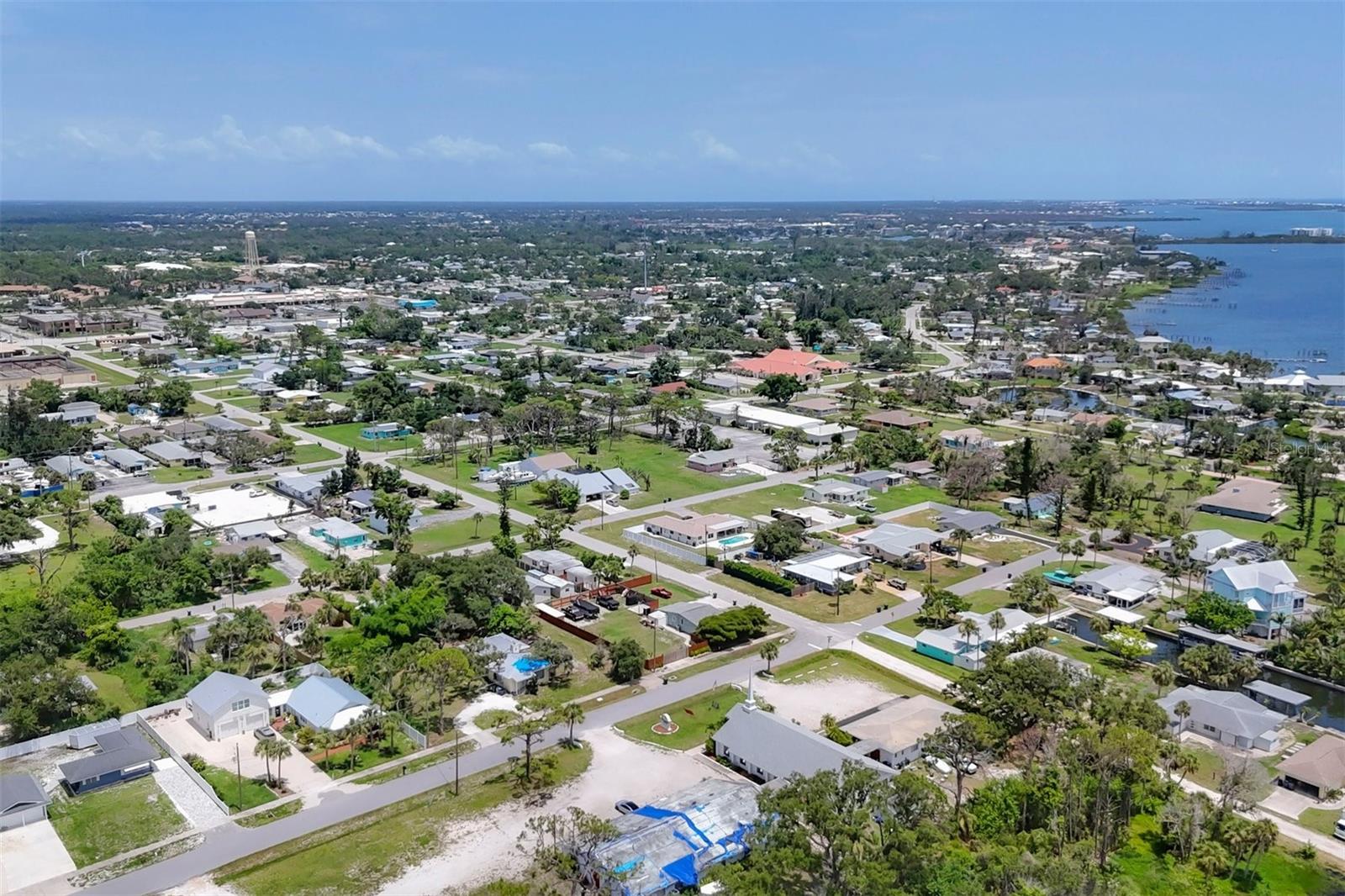 275 S Mango St, Englewood, FL 34223 photo